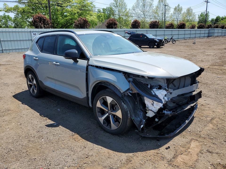 2024 Volvo Xc40 VIN YV4L12UK2R2258620 COPART salvage auction — FRONT END, CT - CERT OF TITLE-SALVAGE, sold $4,950 on 2026-07-02 (photo 4)