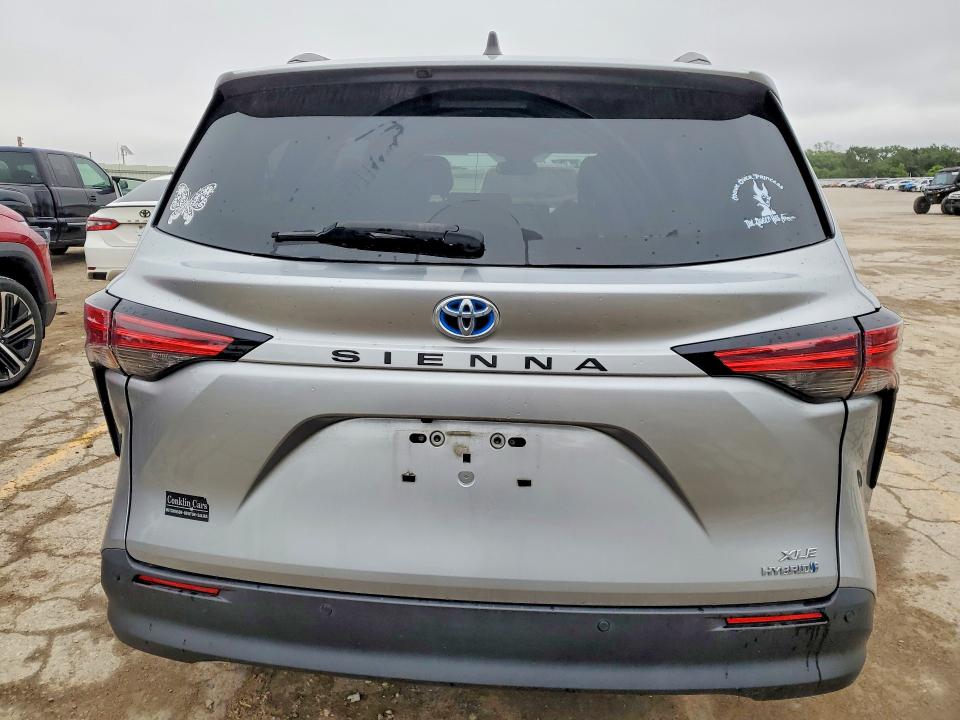 2021 Toyota Sienna VIN 5TDJRKEC5MS020112 COPART salvage auction — HAIL, Ks - Cert Of Title-Salvage, sold $22,100 on 2026-07-22 (photo 6)