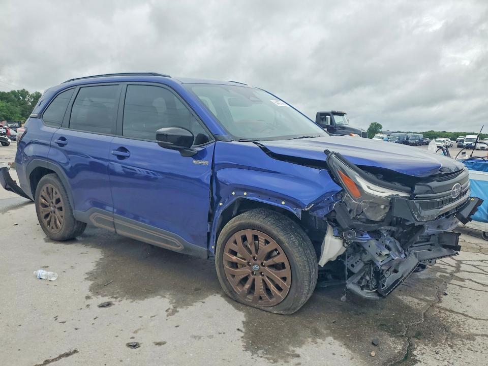 2025 Subaru Forester VIN JF2SLSJD7SH419000 COPART salvage auction — FRONT END, Tn - Salvage Certificate, sold $8,600 on 2026-07-29 (photo 4)