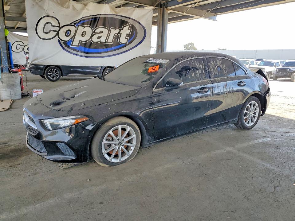 2021 Mercedes-benz A-klasse VIN W1K3G4EB5MJ268445 COPART salvage auction — ROLLOVER, In - Dis/Dlr/Exp Only Clean Title, sold $4,100 on 2026-07-21 (photo 1)