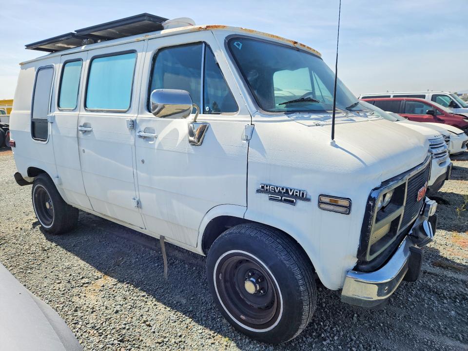 1992 Chevrolet G20 VIN 2GBEG25Z3N4112908 COPART salvage auction — REAR END, Ca - Dis/Dlr/Exp Only Clean Title, sold $325 on 2026-07-02 (photo 4)
