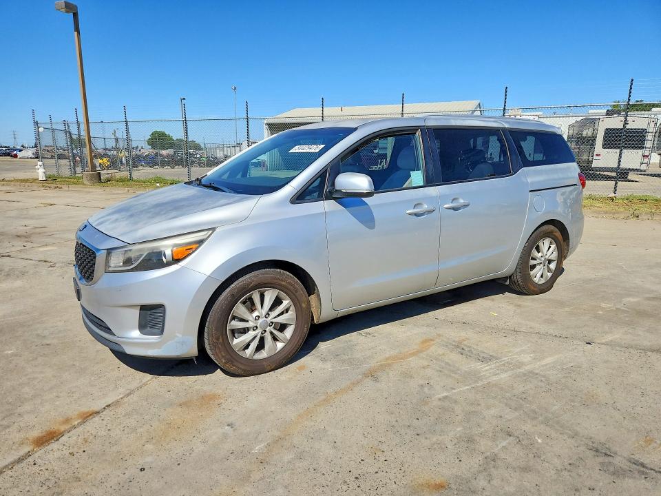 2015 Kia SEDONA VIN KNDMB5C18F6062622 COPART salvage auction — MECHANICAL, Mt - Dis/Dlr/Exp Only Clean Title, sold $675 on 2026-07-20 (photo 1)