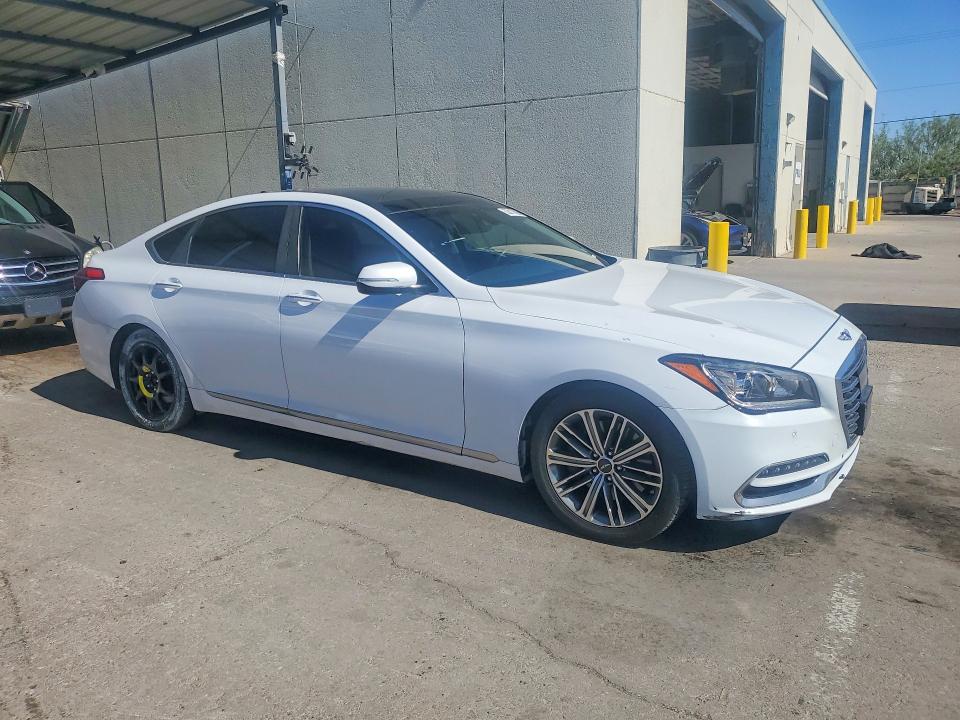 2018 Genesis G80 VIN KMHGN4JE8JU238007 COPART salvage auction — MINOR DENT/SCRATCHES, Tx - Salvage Vehicle Title, sold $2,650 on 2026-07-31 (photo 4)
