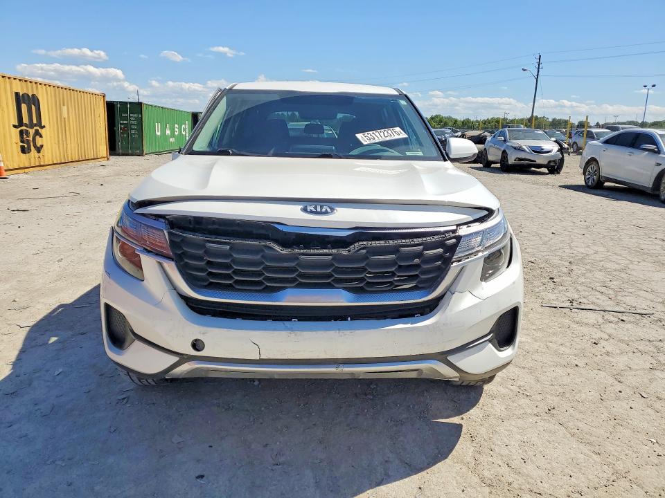 2021 Kia Seltos VIN KNDEPCAA8M7153085 COPART salvage auction — SIDE, IN - CERT OF TITLE-SALVAGE TITLE, sold $150 on 2026-07-31 (photo 5)