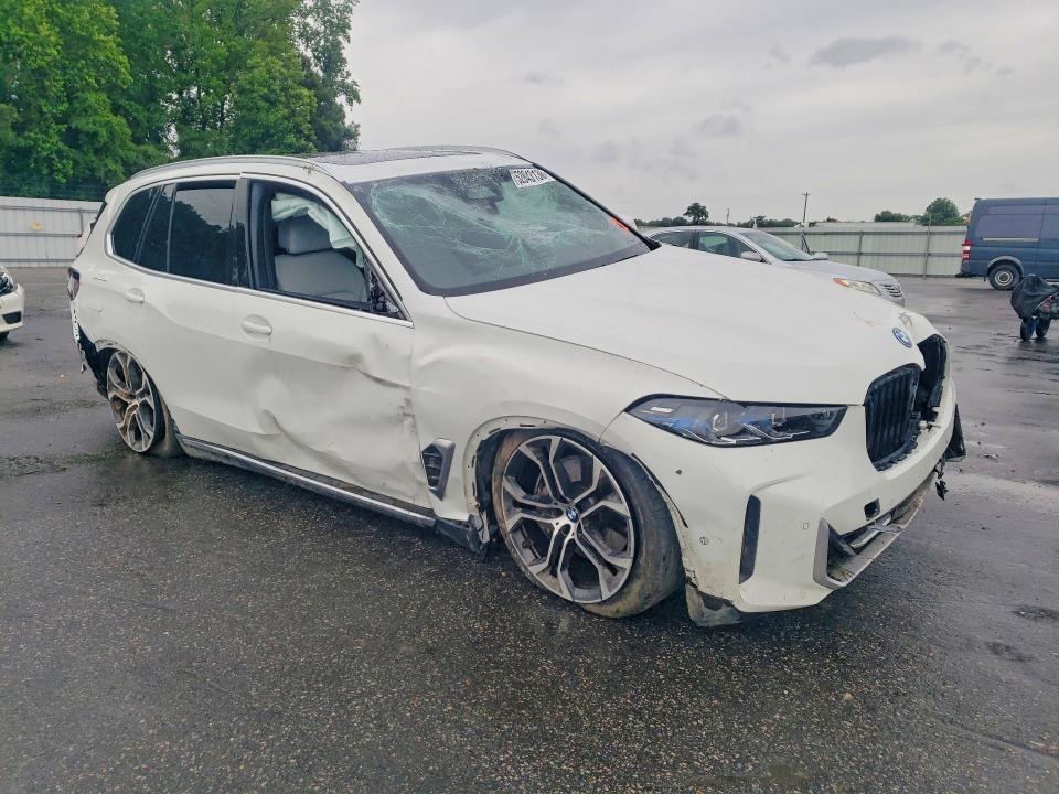 2025 BMW VIN 5UX43EU00S9Z95697 COPART salvage auction — FRONT END, Nc - Salvage Certificate Of Title, sold $7,200 on 2026-07-21 (photo 4)