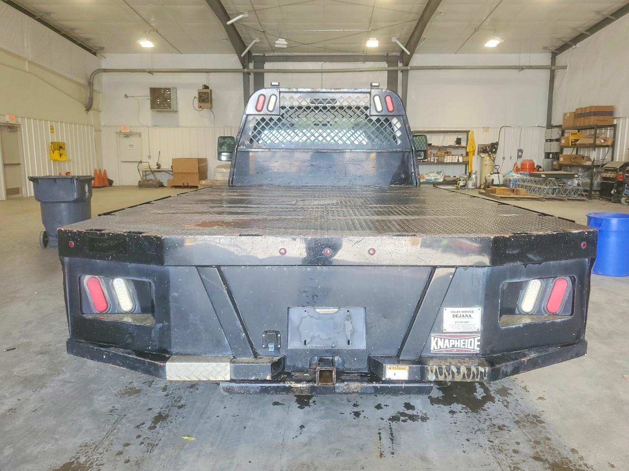 2015 Ford F-550 Super Duty VIN 1FDUF5GT9FEB83516 COPART salvage auction — Minor Dent/Scratches, NC - DEALER ONLY CLEAN TITLE, sold $8,900 on 2026-07-09 (photo 6)