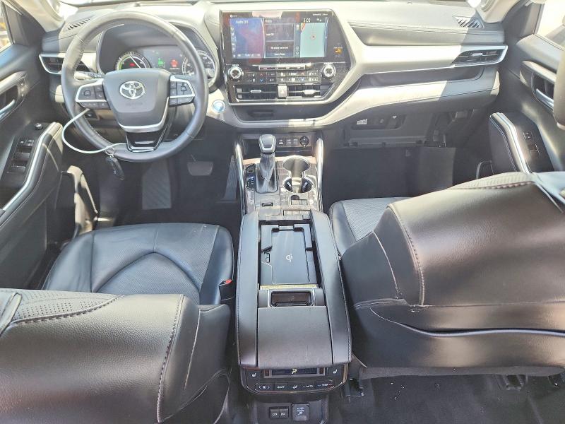 2022 Toyota VIN 5TDEBRCH5NS078333 COPART salvage auction — SIDE, Ca - Salvage Certificate, sold $26,500 on 2026-07-02 (photo 8)
