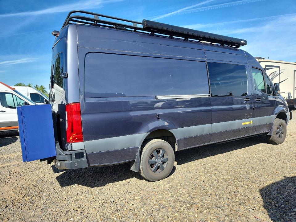 2019 Mercedes-benz Sprinter 2500 VIN WD4FF1CD6KT014358 COPART salvage auction — BURN, Or - Salvage Title Certificate, sold $8,900 on 2026-07-27 (photo 3)
