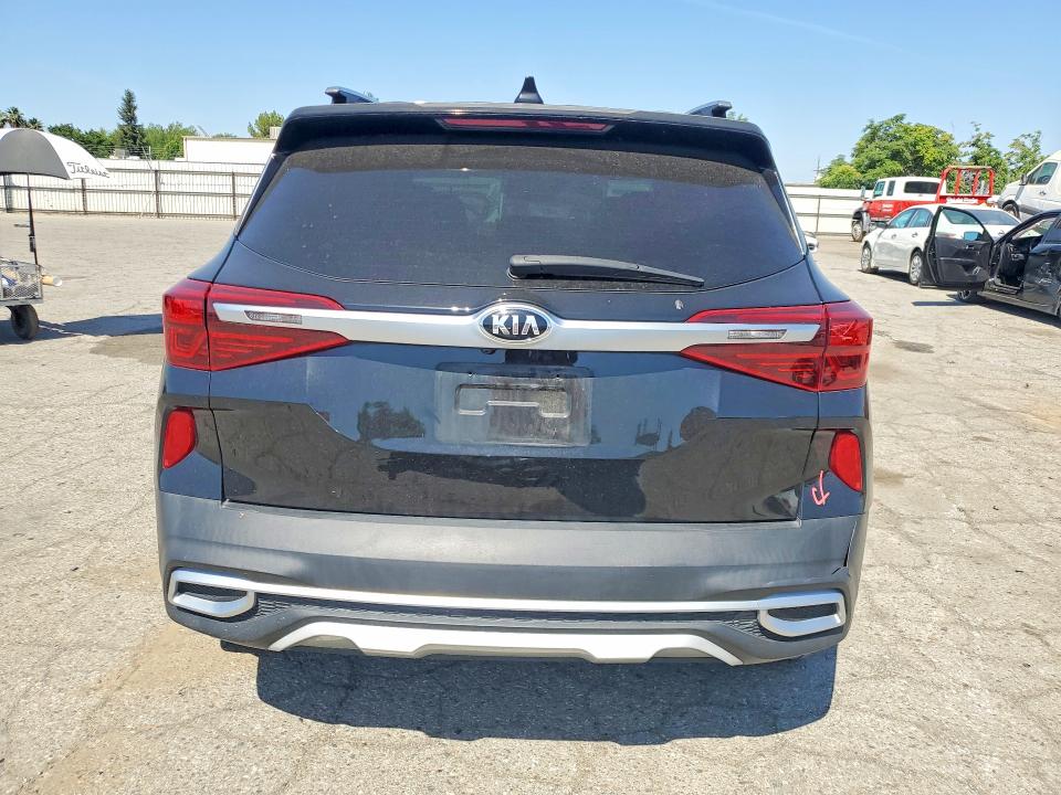 2021 Kia Seltos VIN KNDEUCAA9M7122159 COPART salvage auction — FRONT END, Ca - Salvage Certificate, sold $2,050 on 2026-07-06 (photo 6)