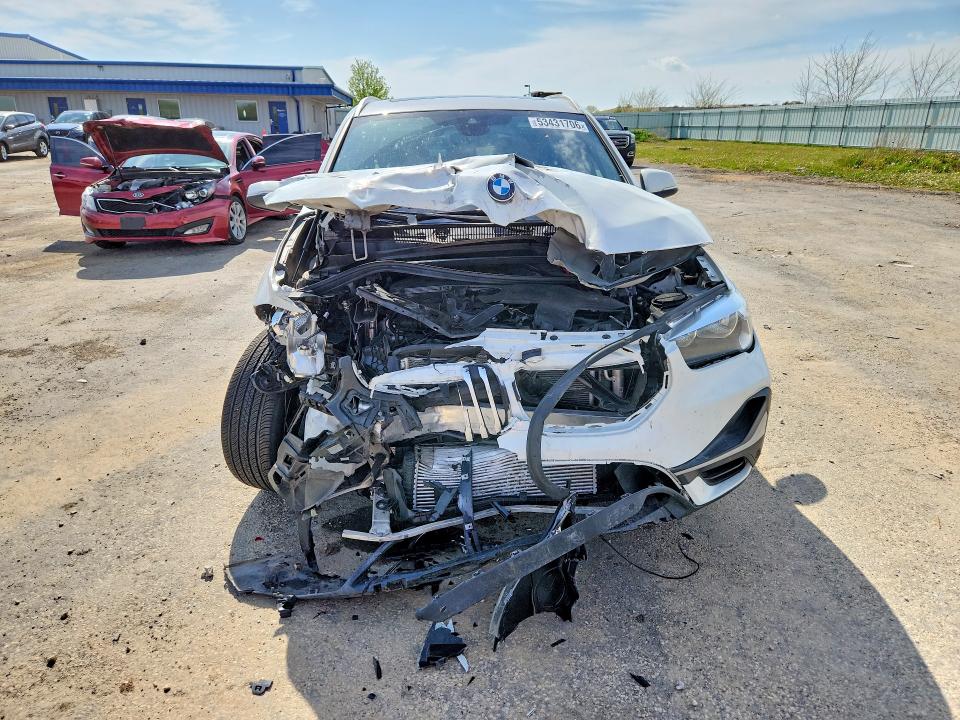 2021 BMW X1 VIN WBXJG7C01M5S25589 COPART salvage auction — FRONT END, Wi - Junked Vehicle Bill Of Sale, sold $1,400 on 2026-07-28 (photo 5)