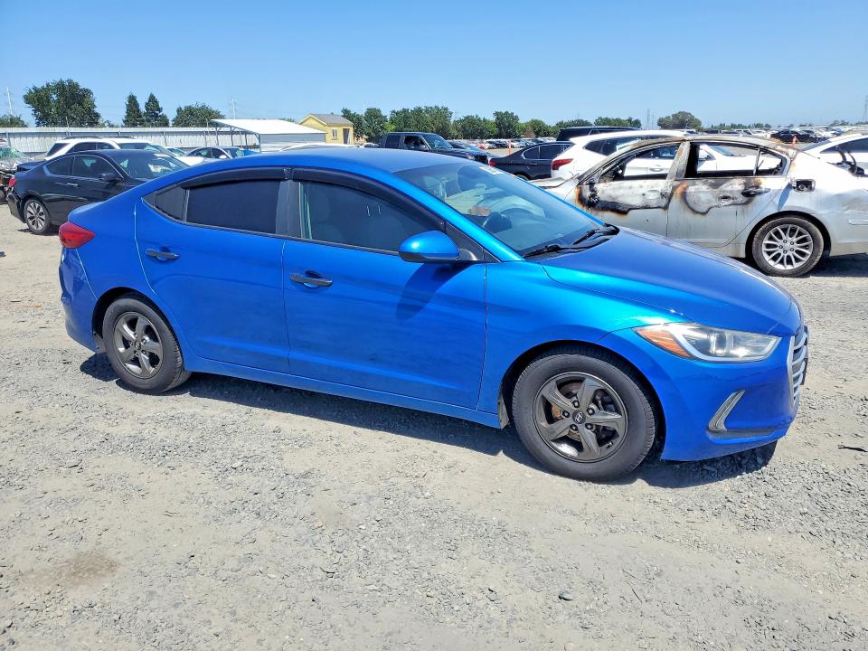 2017 Hyundai VIN 5NPD94LA4HH090822 COPART salvage auction — NORMAL WEAR, Ca - Salvage Certificate, sold $1,400 on 2026-07-02 (photo 4)