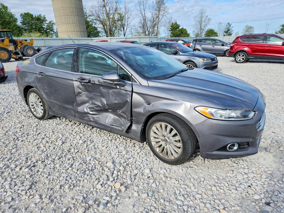 2013 Ford Fusion VIN 3FA6P0LU4DR253547 COPART salvage auction — SIDE, Mi - Cert Of Title-Salvage Vehicle, sold $950 on 2026-07-02 (photo 4)