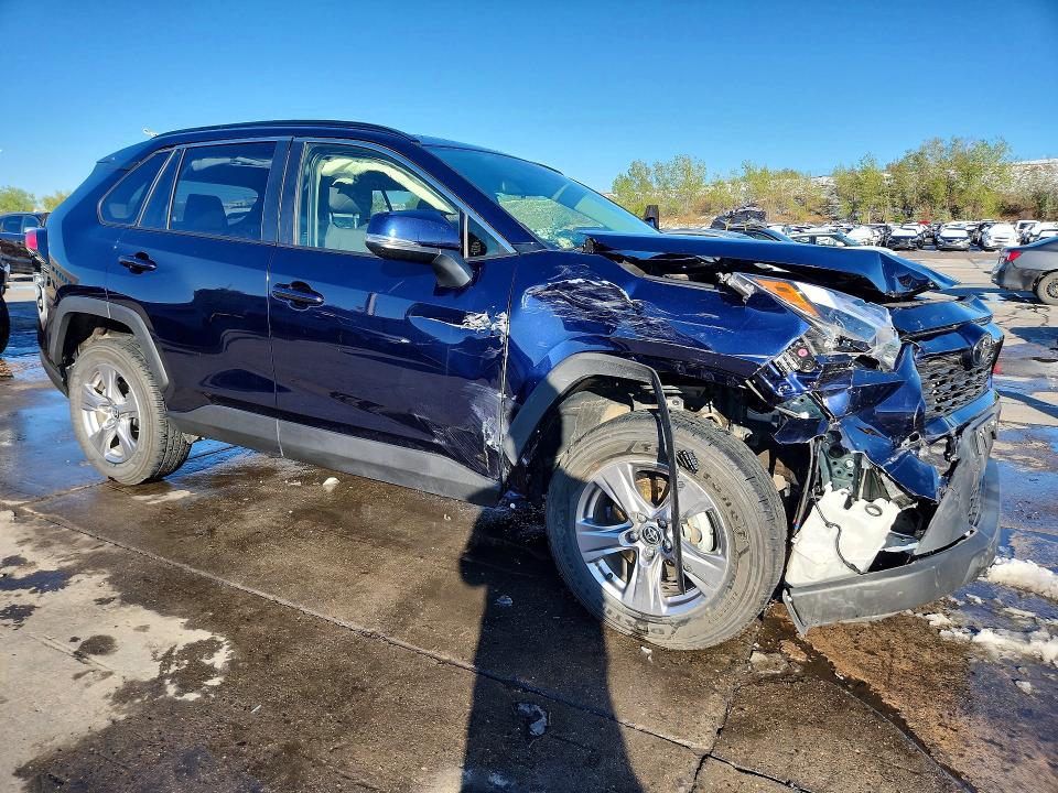 2025 Toyota Rav 4 VIN JTMP1RFV8SJ043095 COPART salvage auction — FRONT END, Co - Public - Salvage Title, sold $9,600 on 2026-07-09 (photo 4)