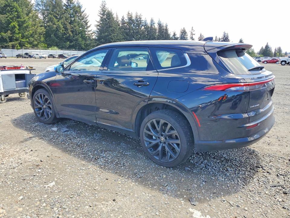 2025 Toyota Crown signia VIN JTDACAAJ2S3026495 COPART salvage auction — UNDERCARRIAGE, Salvage Title, sold $22,500 on 2026-07-31 (photo 2)