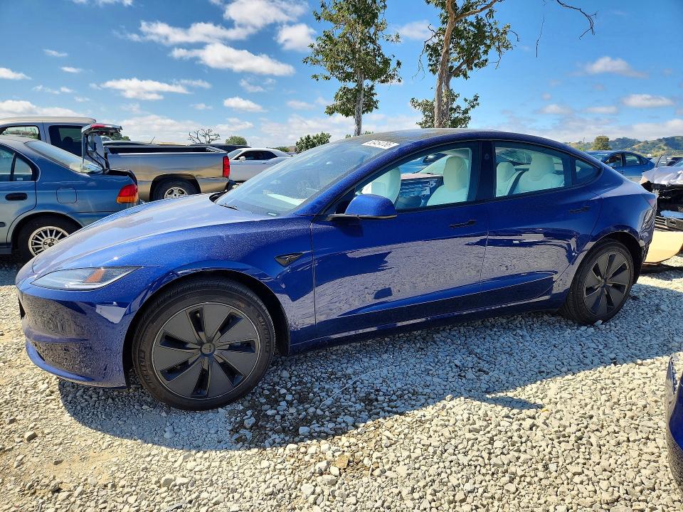 2025 Tesla VIN 5YJ3E1EA7SF920962 COPART salvage auction — REAR END, Ca - Salvage Certificate, sold $7,200 on 2026-07-14 (photo 1)