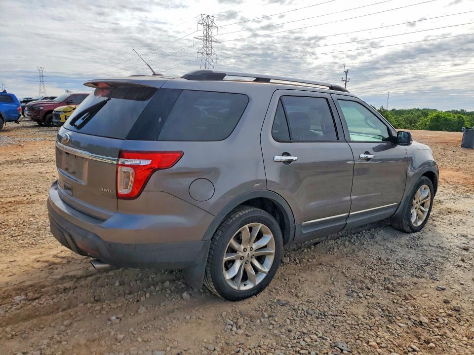 2014 Ford Explorer VIN 1FM5K8F84EGB08370 COPART salvage auction — SIDE, Nc - Salvage Certificate Of Title, sold $1,500 on 2026-07-06 (photo 3)