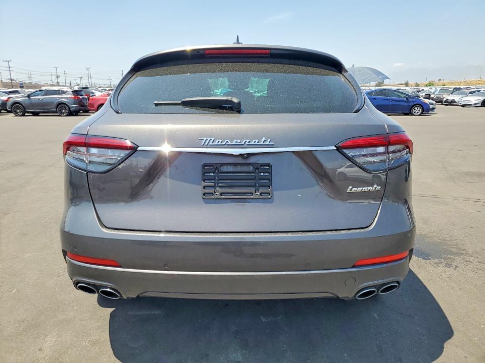 2022 Maserati Levante VIN ZN661XUAXNX393408 COPART salvage auction — FRONT END, Salvage Title, sold $3,000 on 2026-07-22 (photo 6)