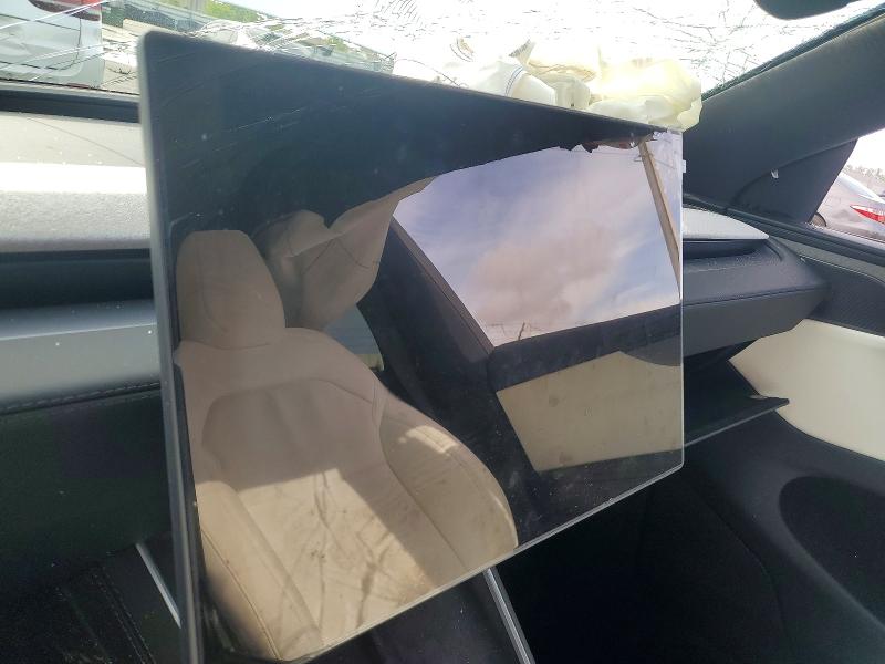 2026 Tesla Model y VIN 7SAYGDED6TA644142 COPART salvage auction — ALL OVER, Fl - Certificate Of Destruction, sold $300 on 2026-07-27 (photo 9)