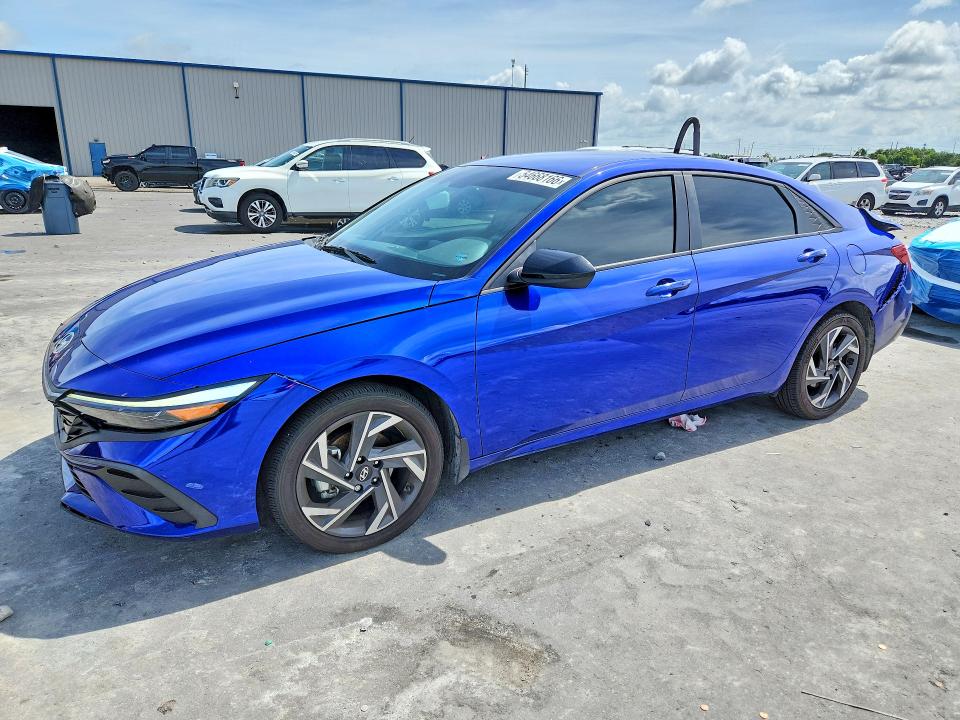 2025 Hyundai Elantra VIN KMHLM4DG4SU981571 COPART salvage auction — REAR END, FL - CERT OF TITLE SLVG REBUILDABLE, sold $5,500 on 2026-07-22 (photo 1)