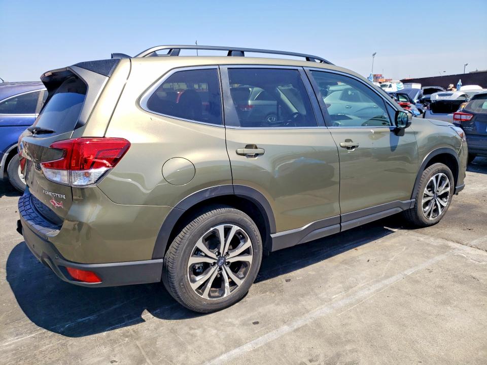 2024 Subaru Forester VIN JF2SKALC0RH466820 COPART salvage auction — SIDE, Ca - Salvage Certificate, sold $7,500 on 2026-07-06 (photo 3)