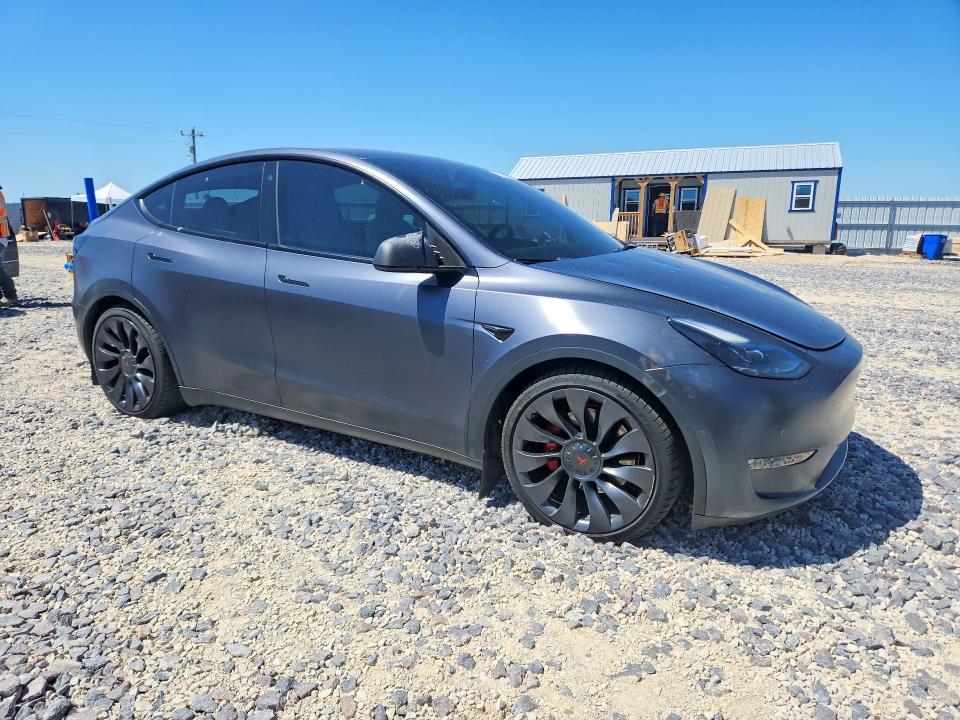 2022 Tesla Model y VIN 7SAYGDEF6NF336573 COPART salvage auction — HAIL, Mo - Certificate Of Title, sold $15,800 on 2026-07-08 (photo 4)