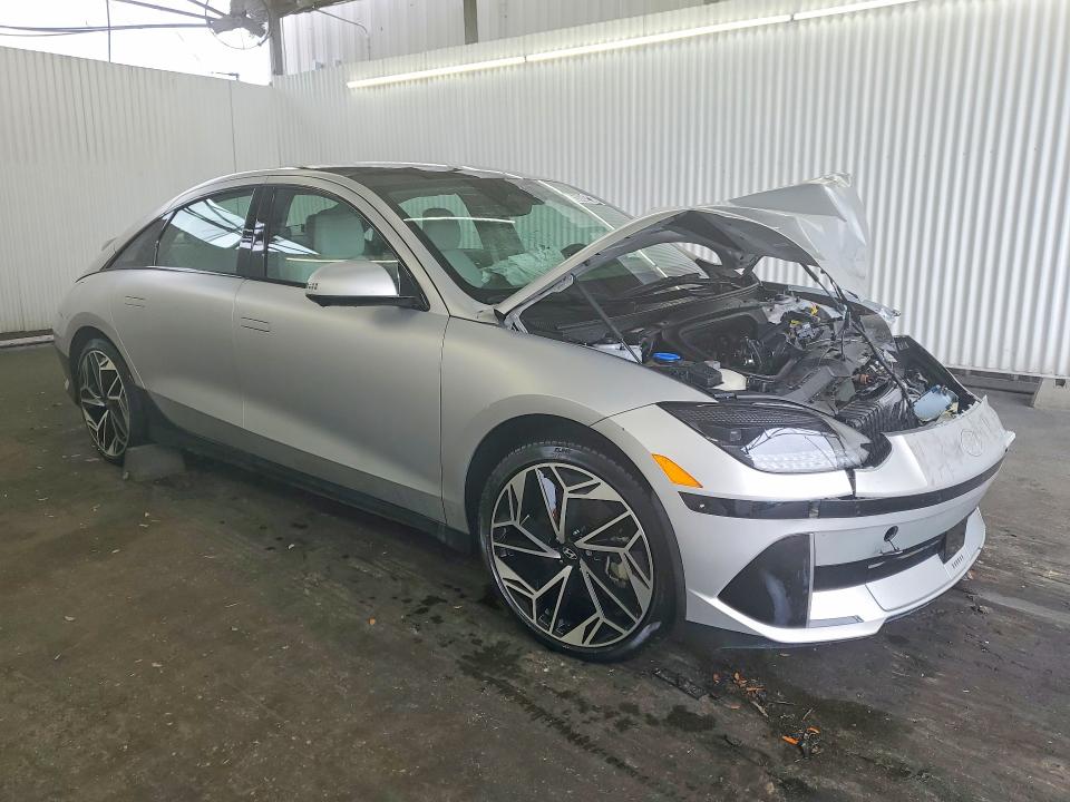 2025 Hyundai Ioniq 6 VIN KMHM54AA0SA095573 COPART salvage auction — FRONT END, Fl - Certificate Of Title, sold $12,000 on 2026-08-25 (photo 4)