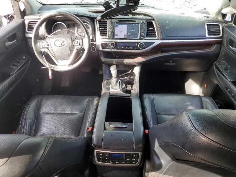 2014 Toyota Highlander VIN 5TDYKRFH7ES008096 COPART salvage auction — ROLLOVER, Tn - Salvage Certificate, sold $2,800 on 2026-07-06 (photo 8)