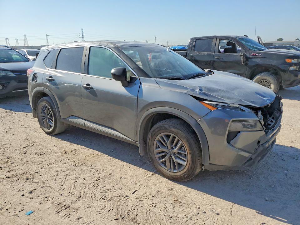 2025 Nissan Rogue VIN 5N1BT3AA1SC849172 COPART salvage auction — ROLLOVER, Al - Cert Of Title-Salvage Title, sold $8,100 on 2026-07-02 (photo 4)