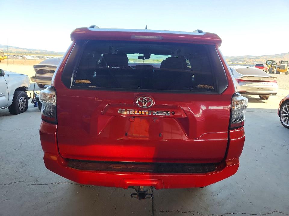 2021 Toyota 4runner VIN JTEMU5JR4M5882942 COPART salvage auction — FRONT END, Ca - Salvage Certificate, sold $8,400 on 2026-07-27 (photo 6)