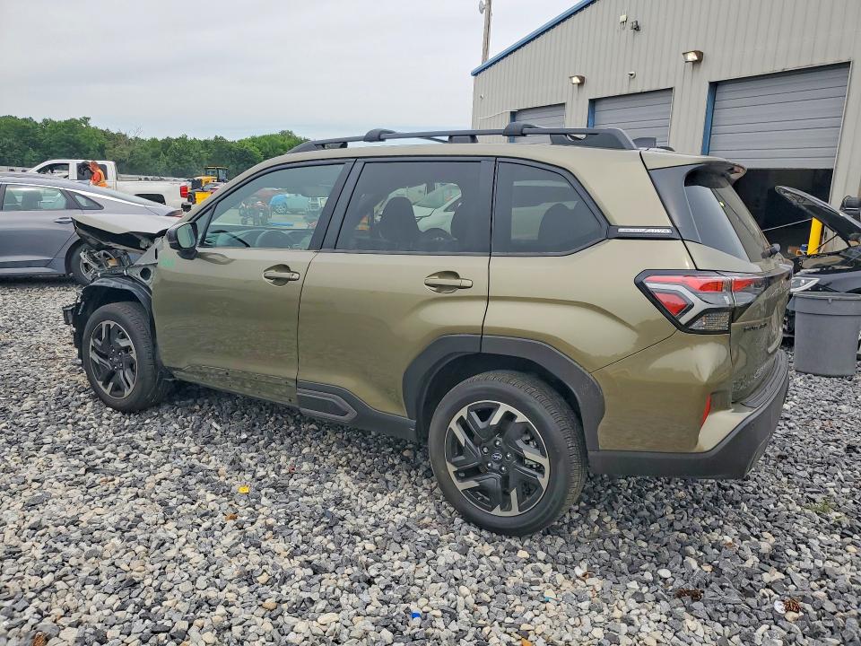 2025 Subaru Forester VIN JF2SLDRCXSH483443 COPART salvage auction — FRONT END, Tn - Salvage Certificate, sold $9,400 on 2026-07-07 (photo 2)