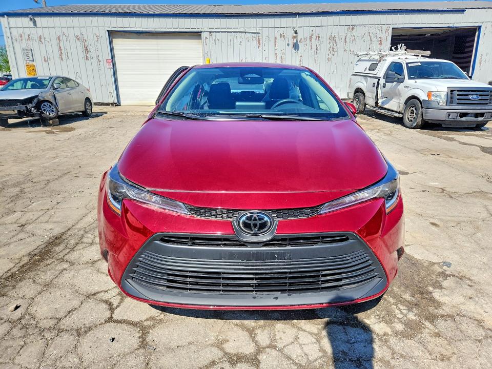 2026 Toyota Corolla VIN 5YFB4MDE9TP412616 COPART salvage auction — SIDE, Il - Salvage Certificate, sold $9,300 on 2026-07-08 (photo 5)