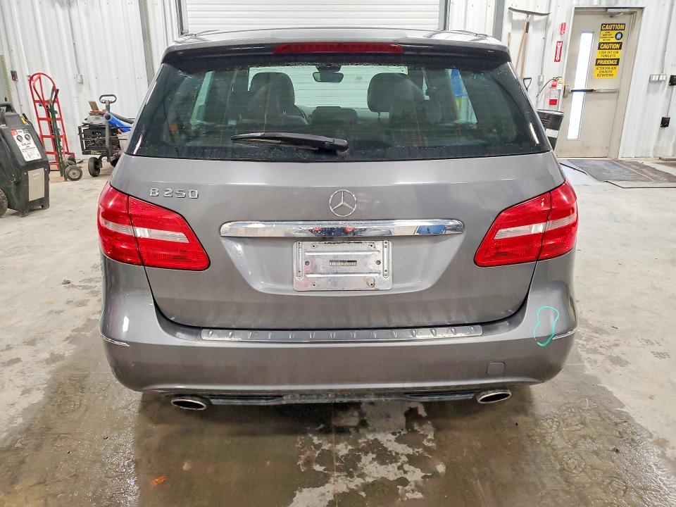 2014 Mercedes-benz VIN WDDMH4EB8EJ201650 COPART salvage auction — MINOR DENT/SCRATCHES, ON - PERMIT NO BRAND - UNFIT, sold $875 on 2026-08-04 (photo 6)