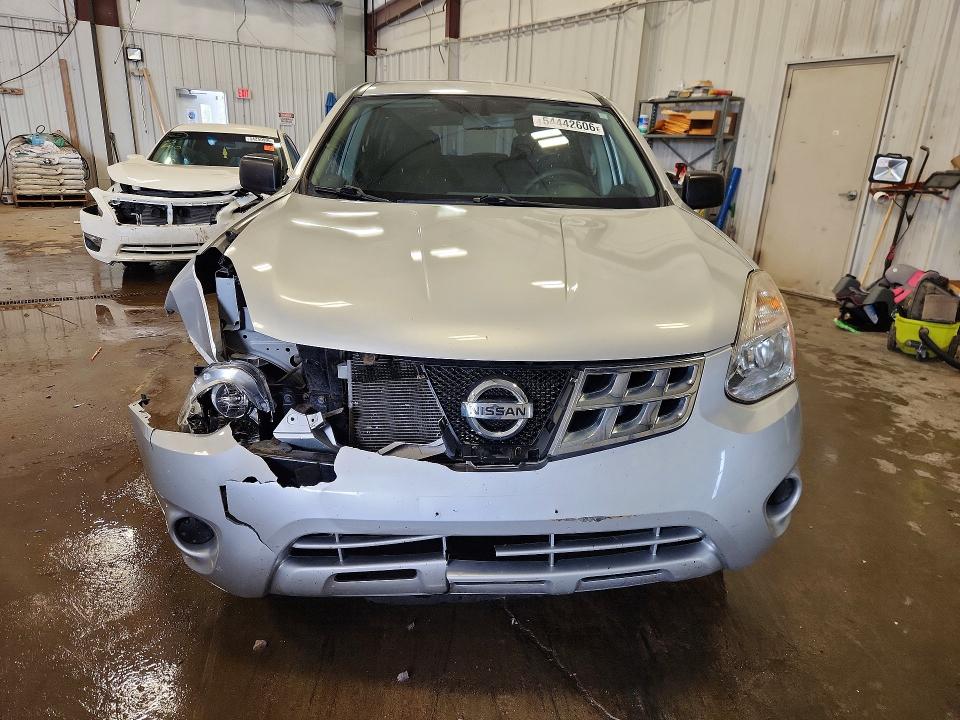 2011 Nissan Rogue sport VIN JN8AS5MTXBW182844 COPART salvage auction — FRONT END, Wi - Certificate Of Title, sold $900 on 2026-07-06 (photo 5)