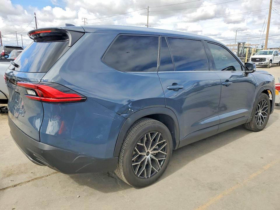 2024 Toyota Highlander VIN 5TDAAAA53RS007231 COPART salvage auction — FRONT END, Ca - Salvage Certificate, sold $27,500 on 2026-07-20 (photo 3)