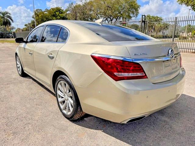 2016 Buick Lacrosse VIN 1G4GB5G35GF172002 COPART salvage auction — MINOR DENT/SCRATCHES, Fl - Cert Of Title-Rebuilt (P), sold $3,950 on 2026-07-08 (photo 2)