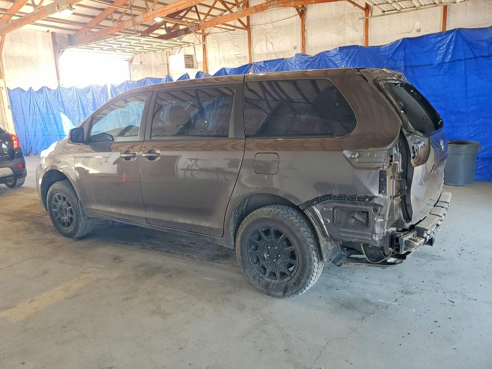 2017 Toyota Sienna VIN 5TDJZ3DC6HS178309 COPART salvage auction — REAR END, Ky - Cert Of Title-Salvage, sold $3,150 on 2026-07-13 (photo 2)