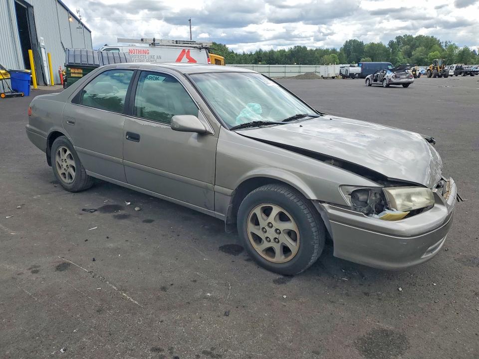 2000 Toyota Camry VIN 4T1BF22K2YU093119 COPART salvage auction — FRONT END, Or - Salvage Title Certificate, sold $100 on 2026-07-08 (photo 4)