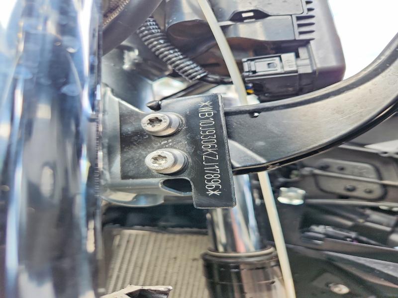 2019 BMW R 1250 VIN WB10J9306KZJ17896 COPART salvage auction — FRONT END, Co - Public - Salvage Title, sold $8,600 on 2026-07-06 (photo 9)