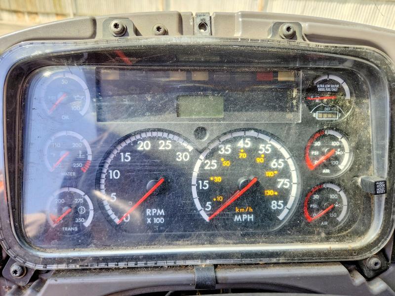 2015 Frht - freightliner M2 VIN 1FVACWDT9FHGK4027 COPART salvage auction — FRONT END, CA - SALVAGE CERTIFICATE, sold $2,200 on 2026-07-29 (photo 9)