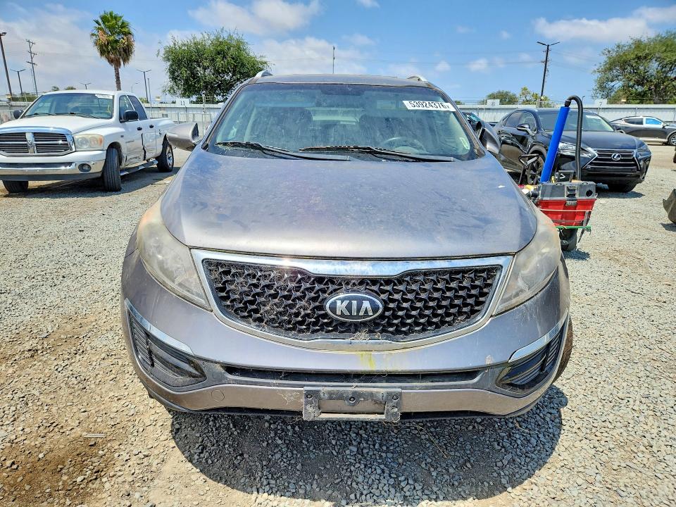 2015 Kia VIN KNDPB3AC3F7723277 COPART salvage auction — NORMAL WEAR, Mt - Dis/Dlr/Exp Only Clean Title, sold $900 on 2026-07-17 (photo 5)