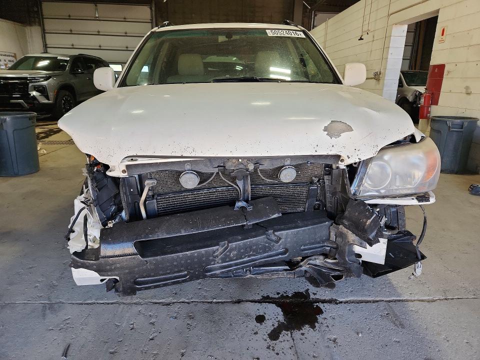 2007 Toyota Highlander VIN JTEEW21A270037807 COPART salvage auction — FRONT END, Mn - Cert Of Title-Salvage, sold $650 on 2026-07-07 (photo 5)