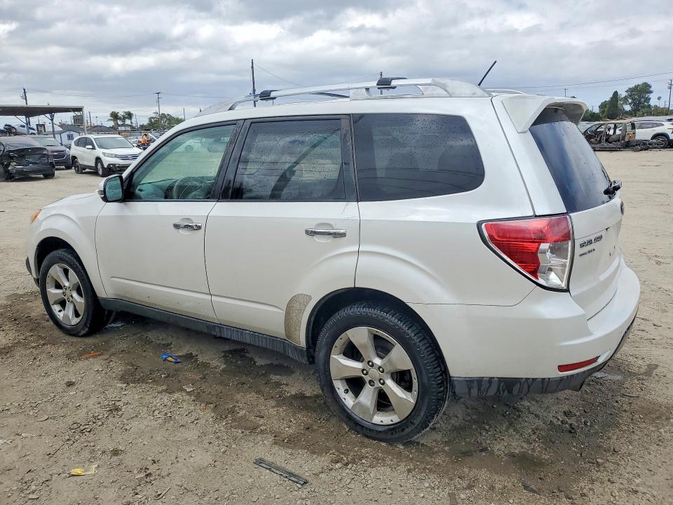 2011 Subaru Forester VIN JF2SHGGC1BH722478 COPART salvage auction — MINOR DENT/SCRATCHES, Mt - Dis/Dlr/Exp Only Clean Title, sold $600 on 2026-07-20 (photo 2)