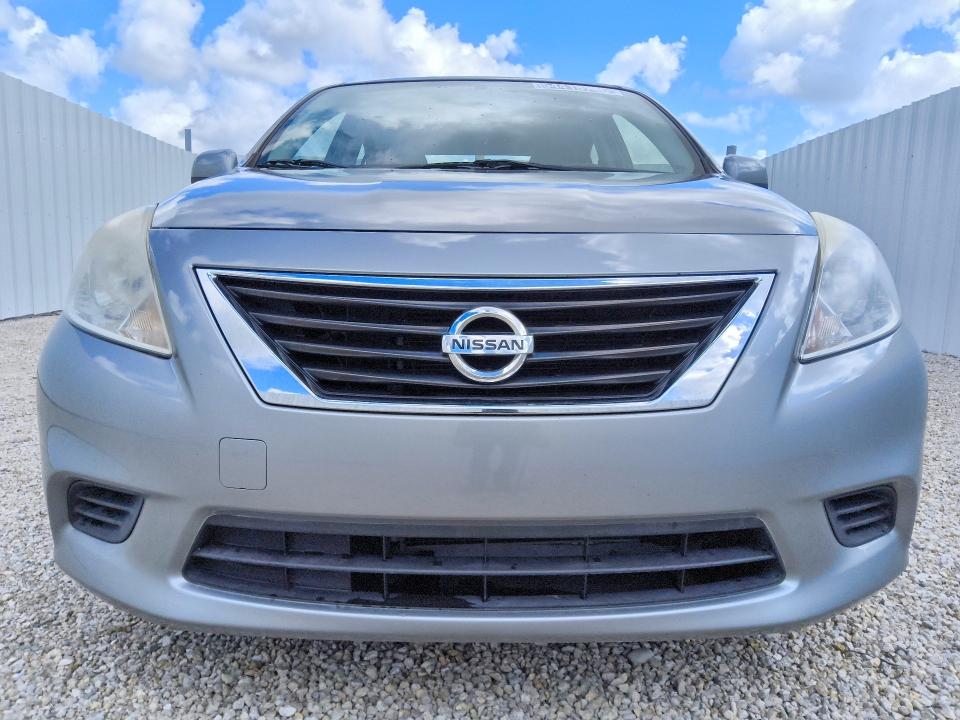 2014 Nissan Versa VIN 3N1CN7APXEL829237 COPART salvage auction — MINOR DENT/SCRATCHES, Fl - Certificate Of Title, sold $4,300 on 2026-07-09 (photo 5)