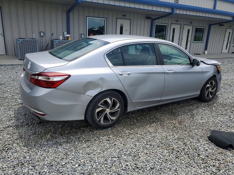 2017 Honda Accord VIN 1HGCR2F32HA232655 COPART salvage auction — FRONT END, Nc - Salvage Certificate Of Title, sold $3,750 on 2026-07-02 (photo 3)