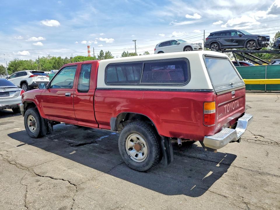 1990 Toyota Pickup VIN JT4VN13D2L5025274 COPART salvage auction — MINOR DENT/SCRATCHES, Co - Dis/Dlr/Exp Only Clean Title, sold $8,400 on 2026-07-16 (photo 2)
