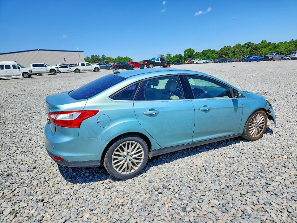 2012 Ford VIN 1FAHP3H29CL117980 COPART salvage auction — FRONT END, ID - SALVAGE CERTIFICATE OF TITLE, sold $325 on 2026-07-02 (photo 3)