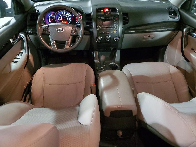 2012 Kia Sorento VIN 5XYKTDA64CG265562 COPART salvage auction — SIDE, Ia - Cert Of Title-Salvage Title, sold $925 on 2026-07-22 (photo 8)