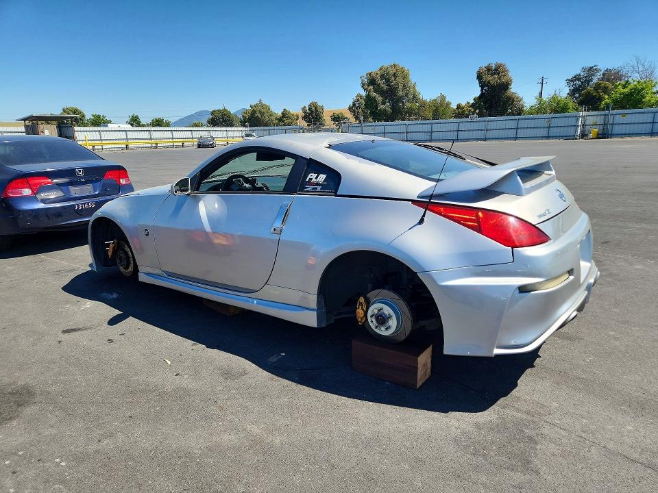 2003 Nissan 350z VIN JN1AZ34D83T111541 COPART salvage auction — VANDALISM, Ca - Non-Repairable Vehicle Cert, sold $60 on 2026-07-27 (photo 2)