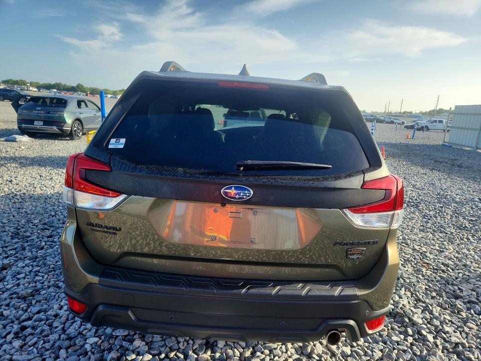 2022 Subaru Forester VIN JF2SKAMC0NH421546 COPART salvage auction — FRONT END, Fl - Cert Of Title Slvg Rebuildable, sold $1,950 on 2026-07-14 (photo 6)