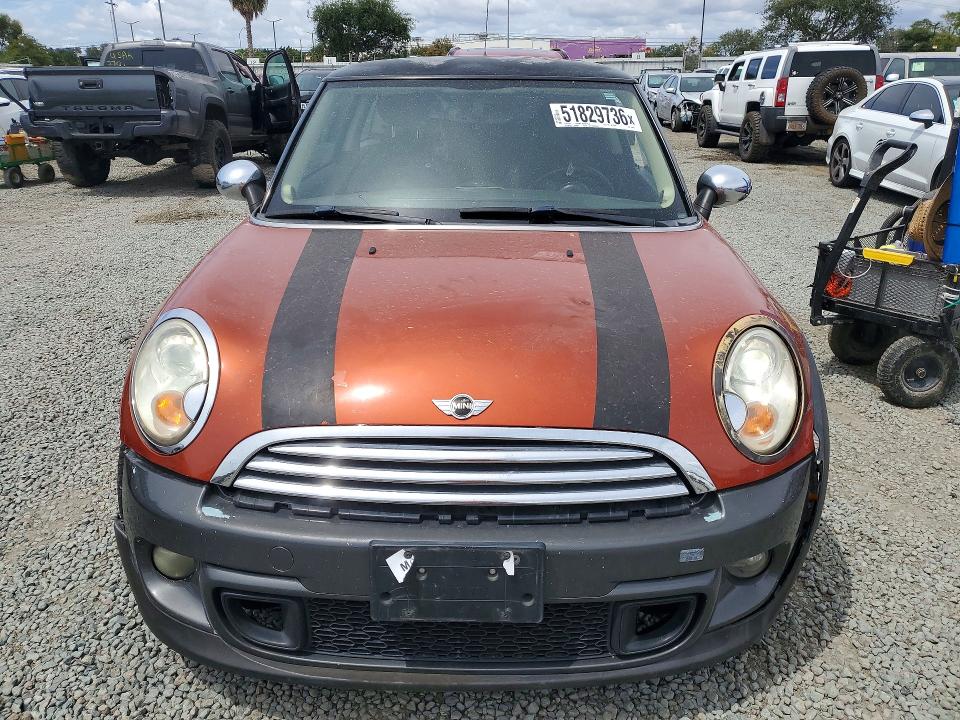 2011 Mini Cooper VIN WMWSU3C58BTX96176 COPART salvage auction — SIDE, CA - SALVAGE CERTIFICATE, sold $300 on 2026-07-28 (photo 5)